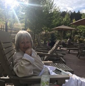 Meet your Posher, Marcia